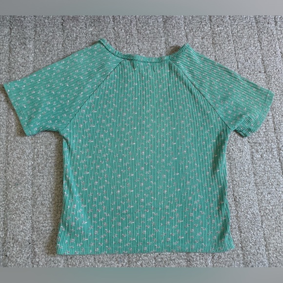 Green floral American Eagle baby tee. - Picture 2 of 3